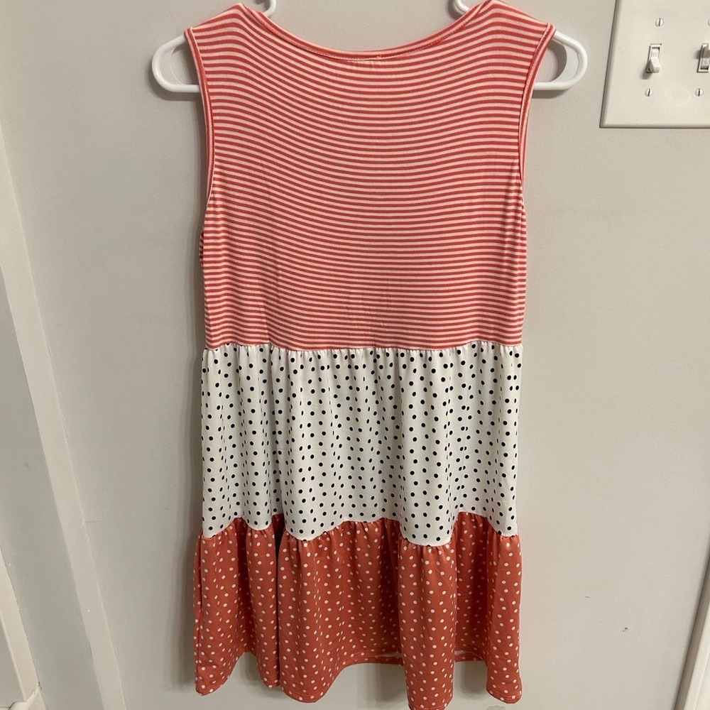 Dress - Picture 2 of 4